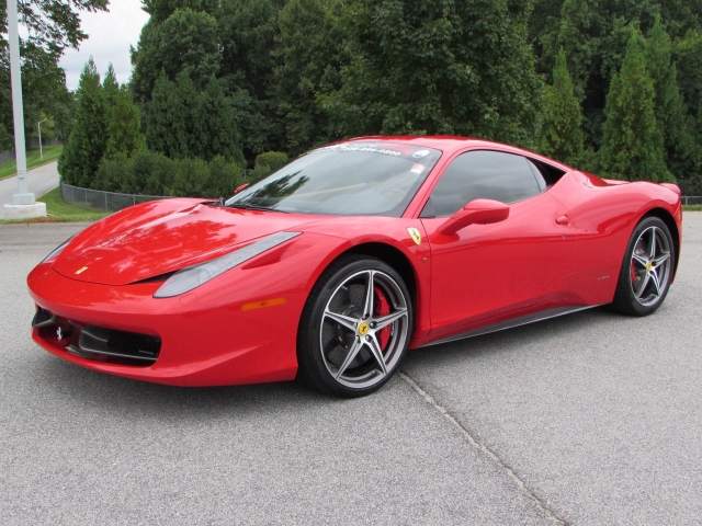 Um passeio na Ferrari F458 na pista azul 2 horas