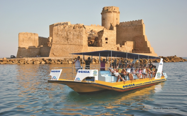 Paseo en barco de una hora (adultos), Le Castella