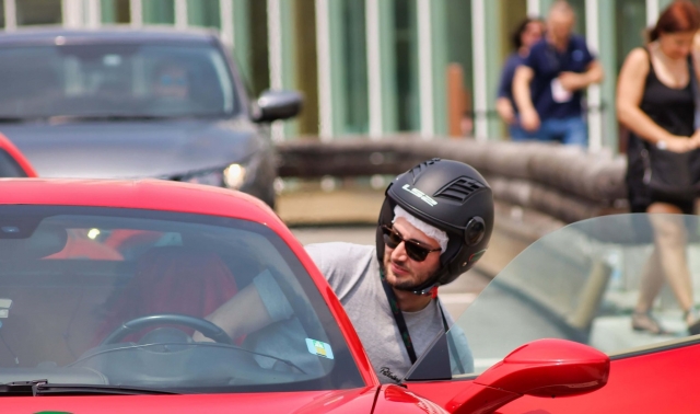 1 Runde mit Ferrari 430 Spider in Arese, Dauer 1 Stunde und 30 Minuten