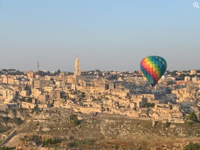 Voo de balão de ar quente de 1 hora em Gravina in Puglia