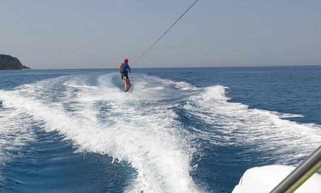 20-minütiger Wakeboard-Unterricht in Riaci Bay