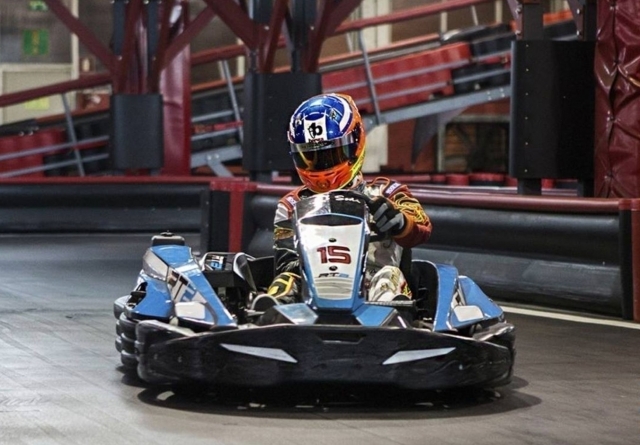 Un paseo en kart de 8 minutos en Salerno