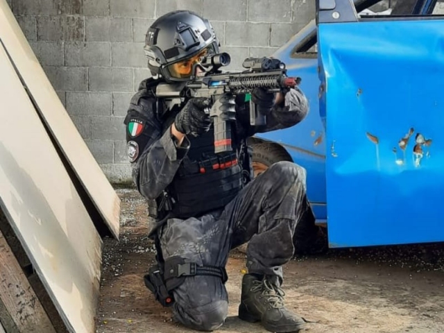 Partida de airsoft para despedida de soltero en Salassa Partida de airsoft para despedida de soltero en Salassa