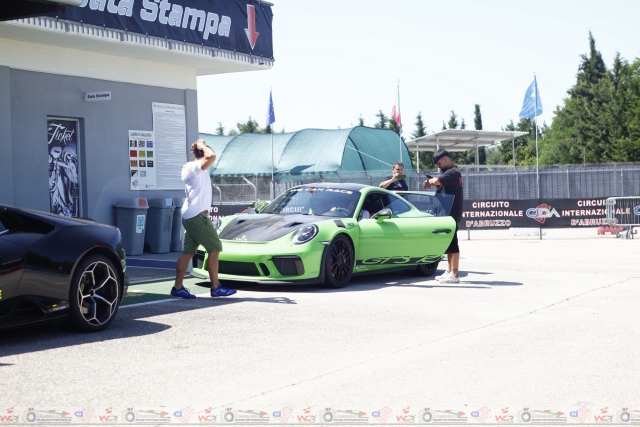 2 Runden Porsche 911 GT3RS Autodromo Pista Salentina