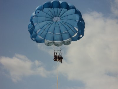 Vuelo en parasailing para 2 en Denia