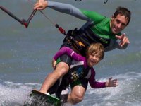 Kitesurf para padres e hijos