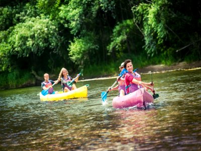 Descent of the Sella in a canoe, child