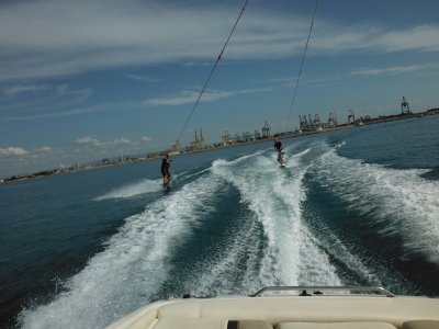 Sesión de wakeboard Real Club Náutico de Valencia