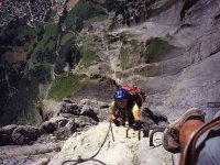  Fare la ferrata con il casco 