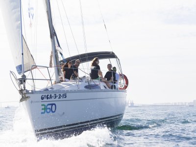 Alquiler de velero en Puerto de Santa María 2 h