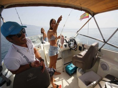Salida exclusiva de pesca 4 horas en Marbella