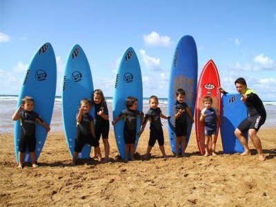 Surf para niños en Zarautz 5 días