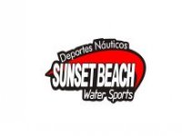 Sunset Beach Watersports Paseos en Barco