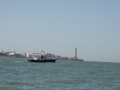 2-hour boat trip in Cádiz