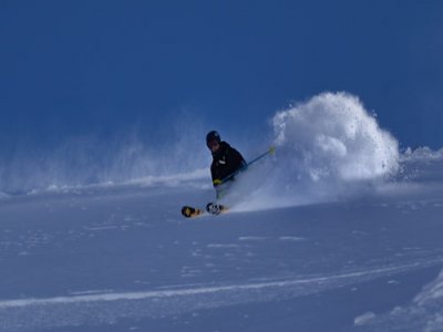 Agua y Nieve Esquí