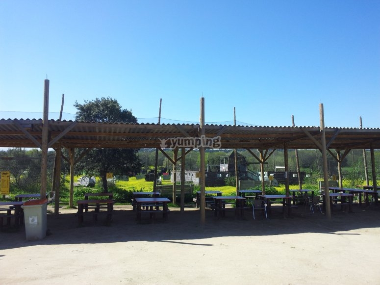 Despedida con paintball Collado Mediano y barbacoa desde 25€