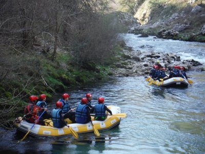 Rafting in Cantabria level III-IV, 4h