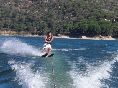 Ski nautique dans le réservoir de San Juan et rafraîchissement 2 h