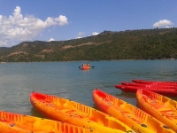 Kayak per famiglie nel bacino idrico di Rialb 1 ora