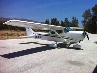 Piloto por un día 2 personas 1 hora en Málaga