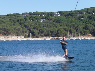 Deportes acuáticos en embalse de San Juan