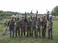 Hidden girls playing paintball