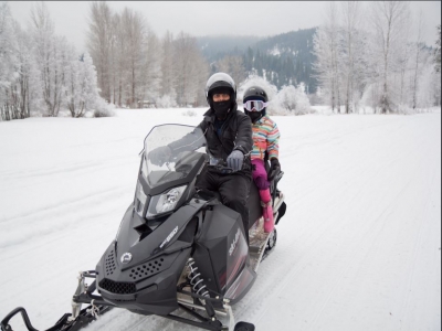 Ruta Noche Moto de Nieve Biplaza Grau Roig 30min