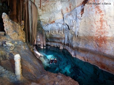 Visita guiada a cuevas marinas en Mallorca