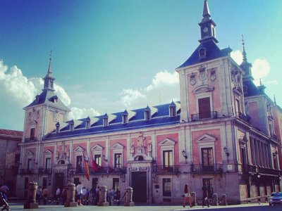 参观马德里卡斯蒂索：Lavapiés Rastro 和 Latina