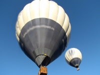  Sali sulla nostra mongolfiera attraverso Segovia 