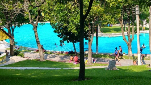 Nuestra piscina para que todos se refresquen