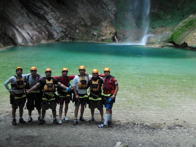 ven con todos tus amigos