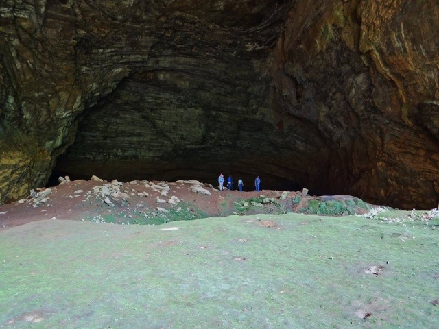 e-19650912-las-cuevas-que-explorar14878760175890.jpg