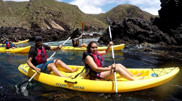 Kayak en el Pacífico