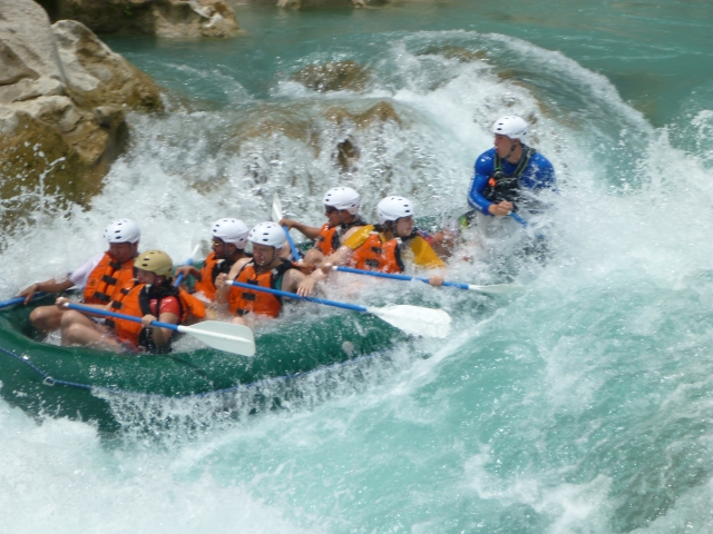 equipo de rafting