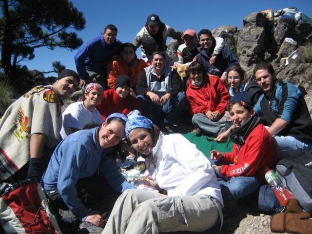 Un rico desayuno en la cima del pico del Águila