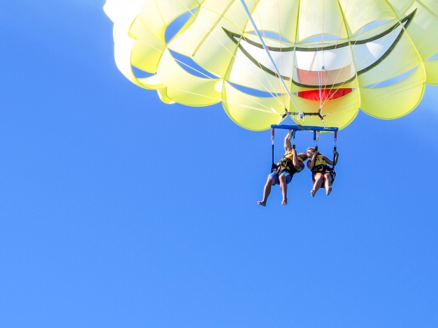 parasail-center-13-cancunrivieramaya-tours-parasailing.jpg