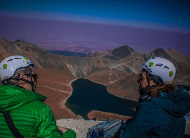 Charlando durante el paseo