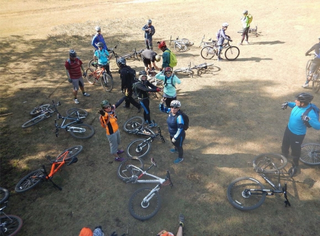 Decansando en la ruta ciclista