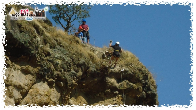 Rappel 25 y 35 metros. Descenso