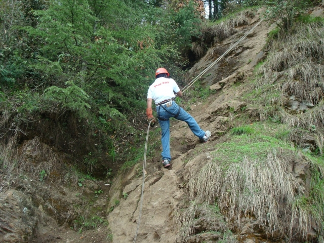 Bajada con rappel