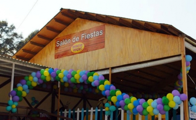 Salón fiestas decorado