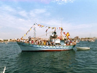 Nueva Punta Escondida Paseos en Barco