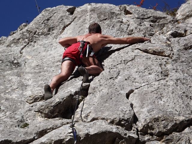 Escalando las rocas mas grandes 