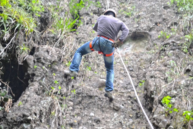 Descendiendo en rocas