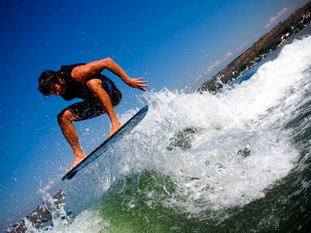 Olas en el lago