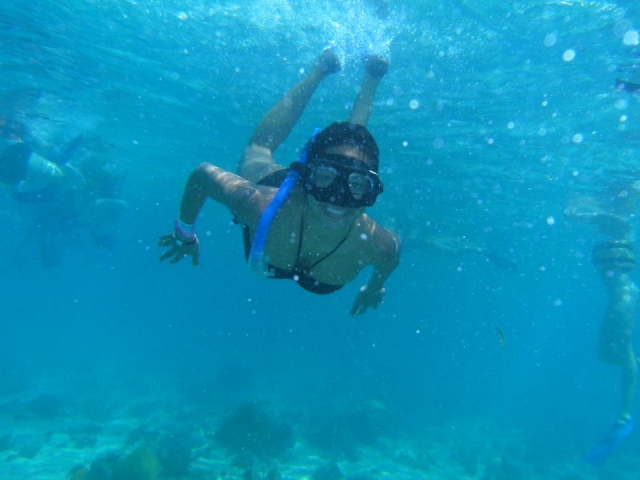 Snorkel bajo el mar