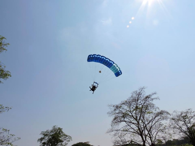 Paracaidas en Tabasco