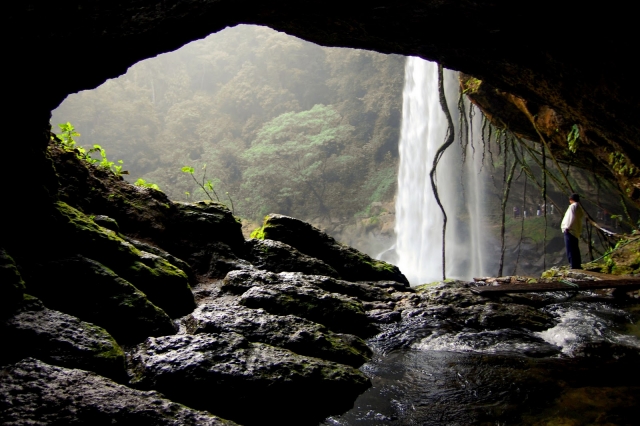 Grutas y vistas