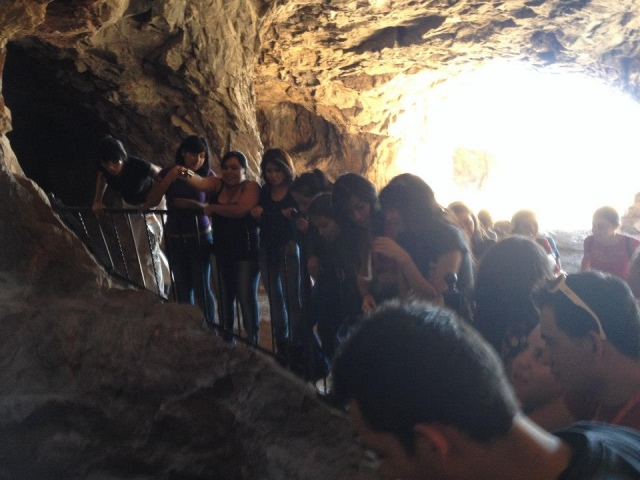 En las grutas